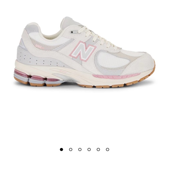 New Balance Shoes - New Balance Women's 2002r